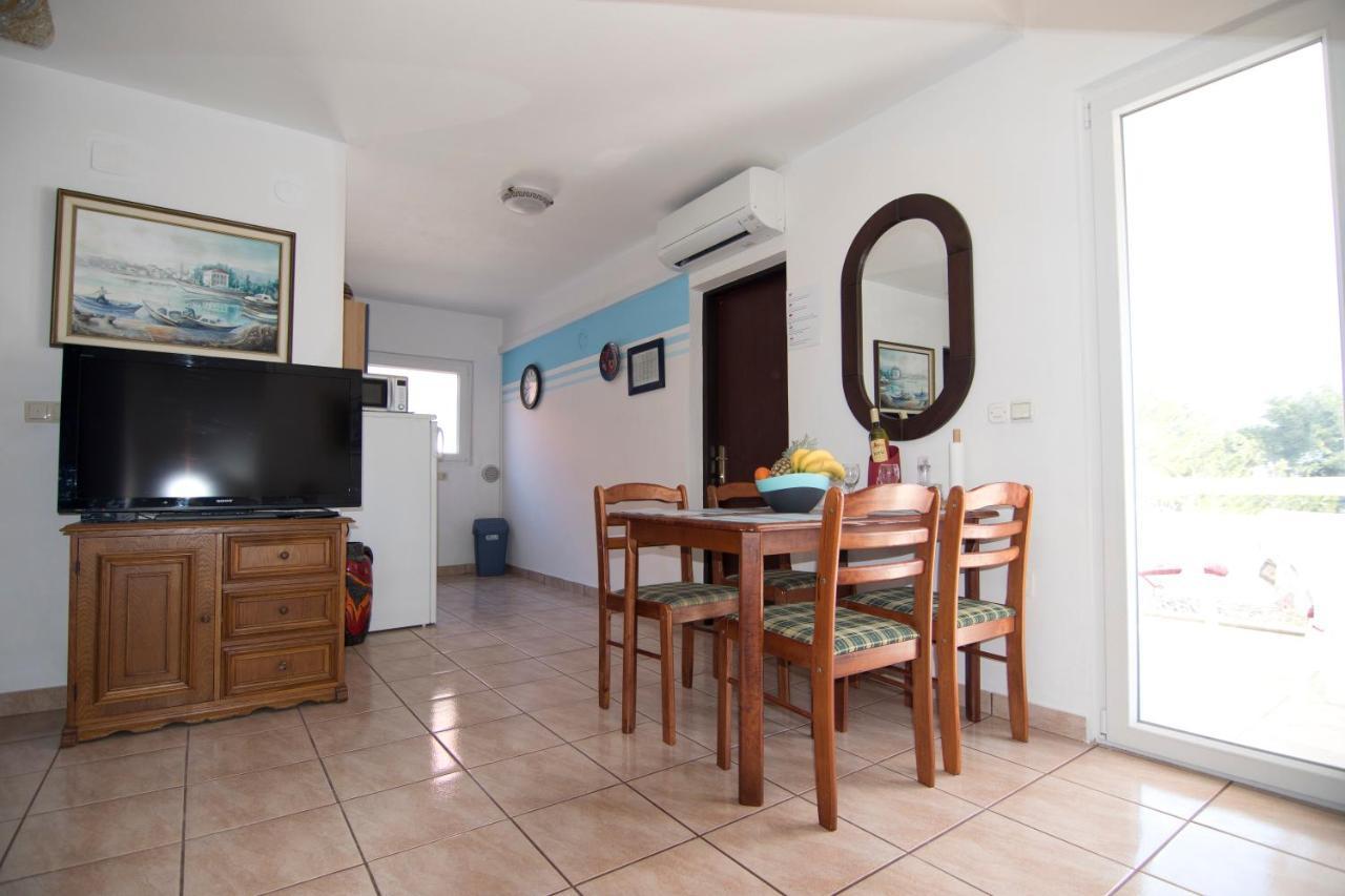 Apartmani Juric Vir Dış mekan fotoğraf