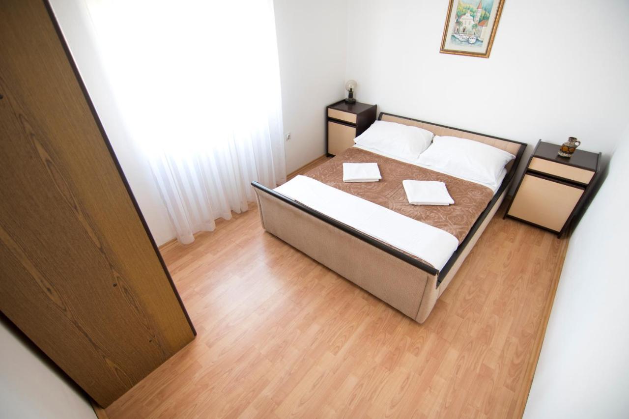 Apartmani Juric Vir Dış mekan fotoğraf