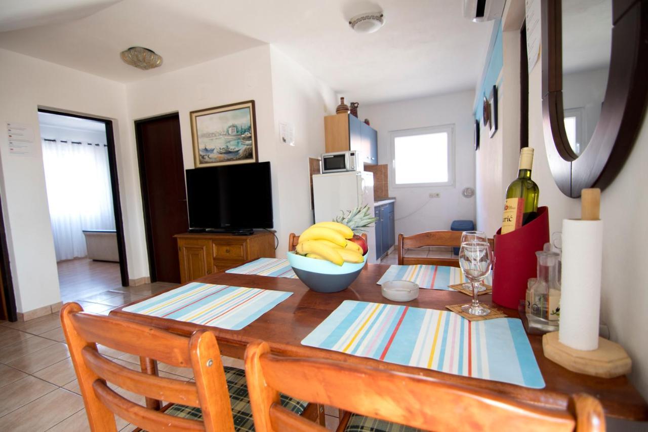 Apartmani Juric Vir Dış mekan fotoğraf
