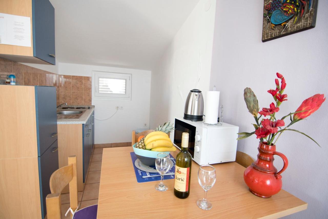 Apartmani Juric Vir Dış mekan fotoğraf
