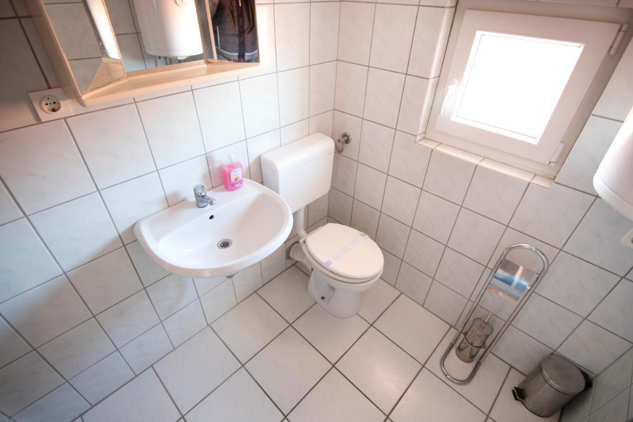 Apartmani Juric Vir Dış mekan fotoğraf