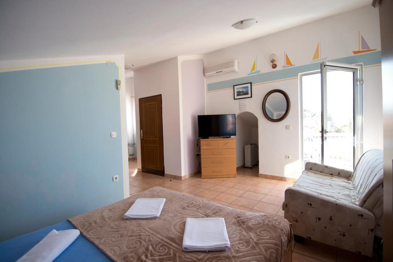 Apartmani Juric Vir Dış mekan fotoğraf